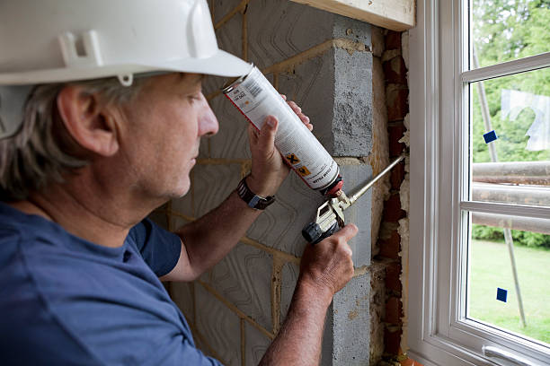 Best Specialty Insulation in Senatobia, MS